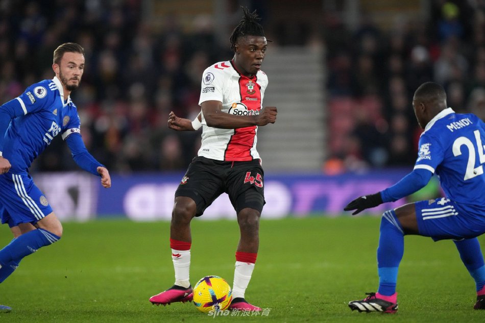 出更高的要 出更高的要