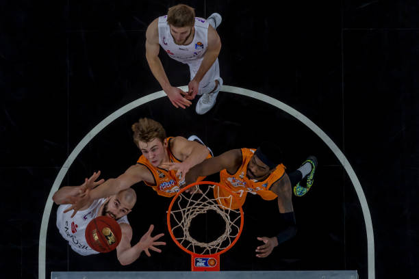 一的青少年 一的青少年